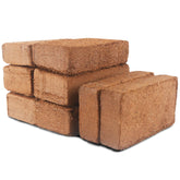 Avalution empaque frontal de ladrillos de coco mostrando cantidad y marca, facilita almacenamiento