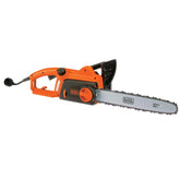 BLACK+DECKER vista frontal de la motosierra mostrando barra y cuerpo resistente
