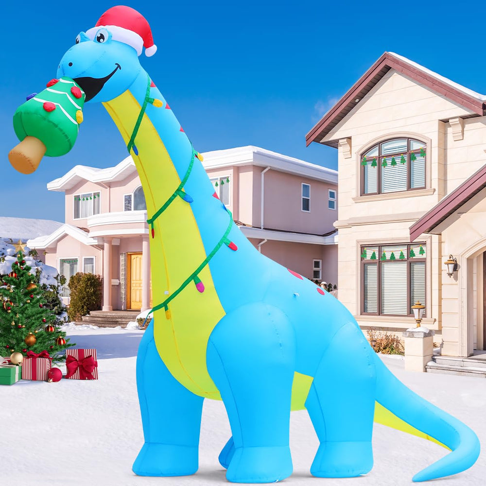 COMIN dino frente iluminado en jardín mostrando atractivo festivo
