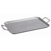Cuisinart CNP-650 vista frontal que muestra bandeja y bordes elevados, práctico para asar