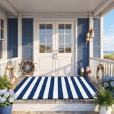 Duraaamo alfombra náutica frontal mostrando franjas azul y blanco y aspecto acogedor