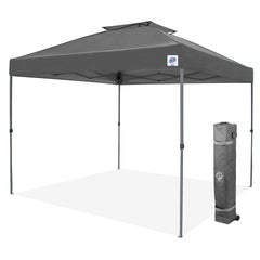 E-Z UP Patriot vista frontal del toldo mostrando estructura estable y sombra