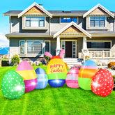 GIFTFIND vista frontal del inflable de siete huevos mostrando colores vivos y forma llamativa