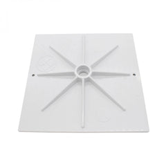 Hayward tapa instalada en skimmer demostrando protección y seguridad