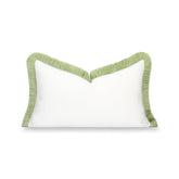 Hofdeco Premium vista frontal de la funda blanca con flecos verdes, aporta frescura