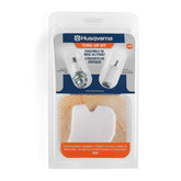 Husqvarna kit mantenimiento 120 II caja frontal mostrando piezas y beneficio de compatibilidad