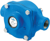 HYPRO 6500C vista frontal derecha mostrando cuerpo de hierro fundido y puertos NPT