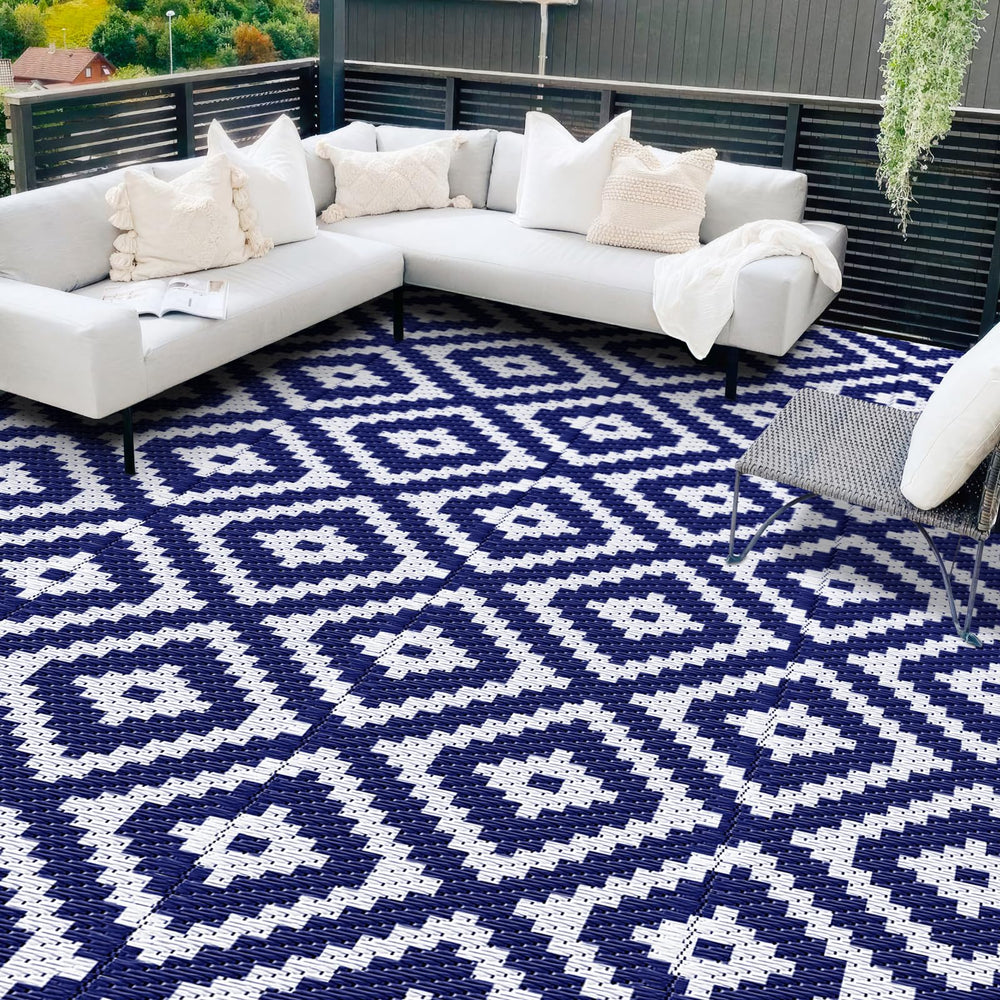 Alfombra Mattitude frente 8'x10' azul mostrando patrón y color duradero