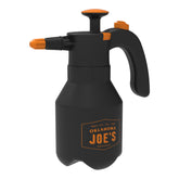 Oklahoma Joe's envase frontal mostrando capacidad y forma útil