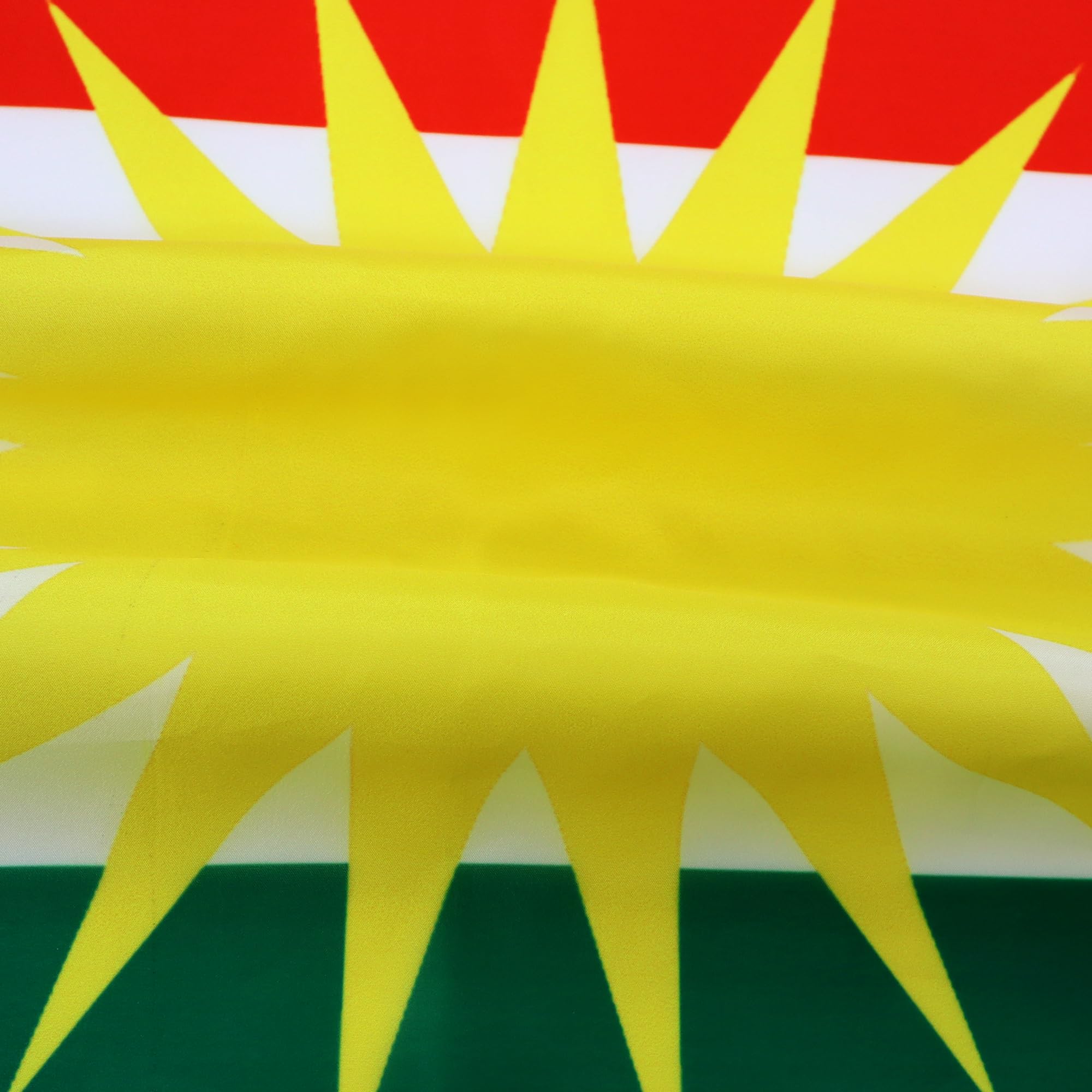 AZ FLAG primer plano del ojal de latón para sujeción segura y sin desgaste