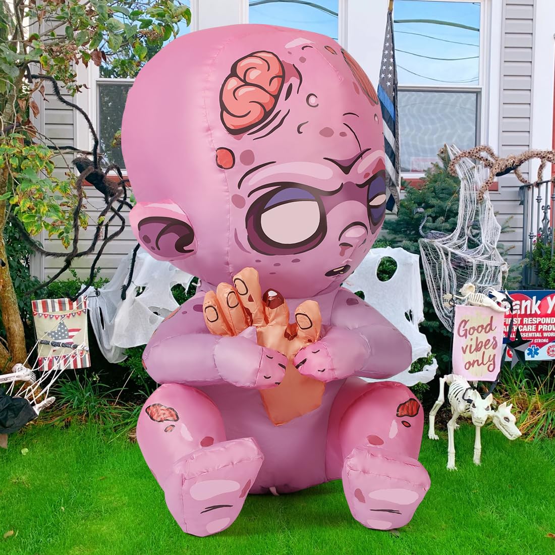 COMIN inflable zombie con LEDs activados para impacto nocturno llamativo