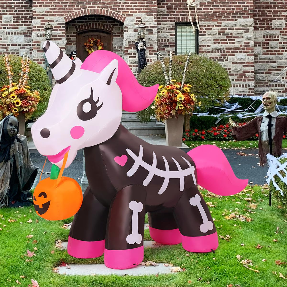 COMIN unicornio comparado con persona para referencia de tamaño práctico