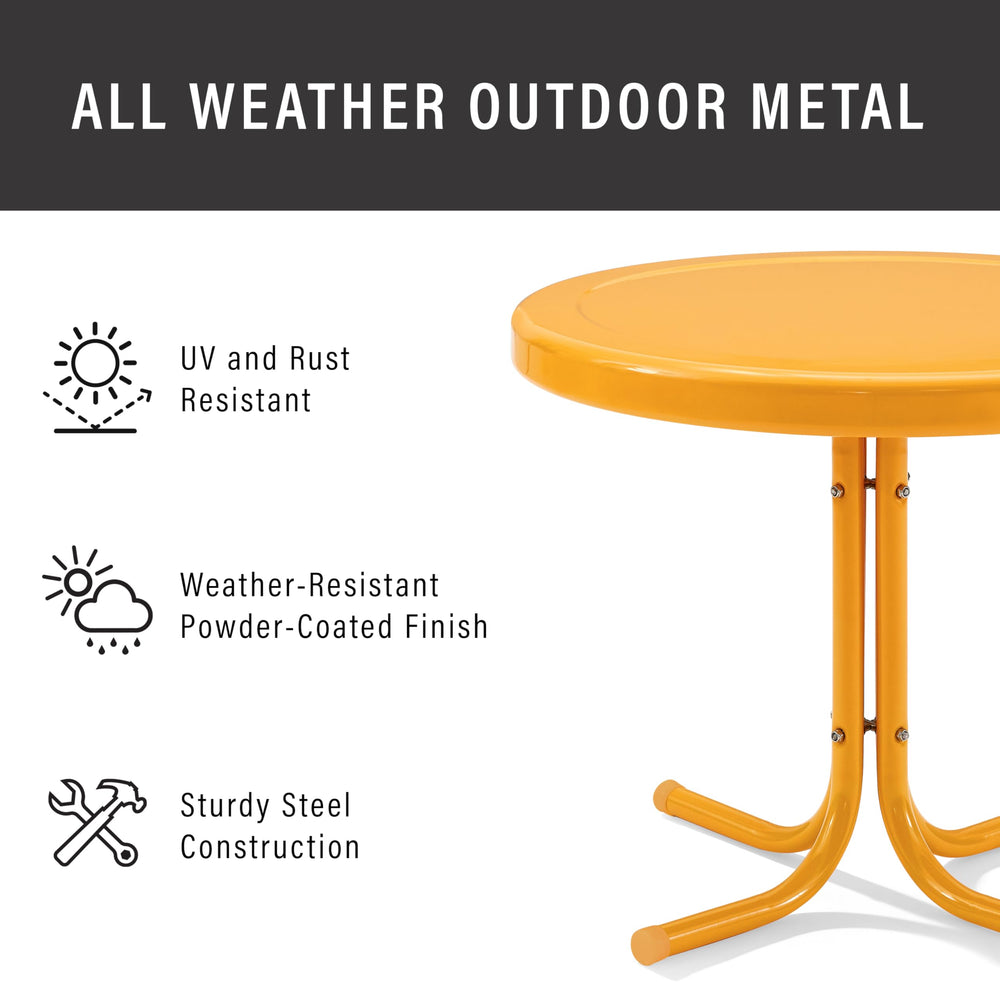 Crosley Griffith mesa en uso en terraza con bebidas, práctico y estiloso