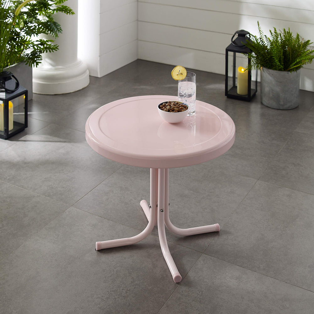 Etiqueta de diseño de Crosley Furniture indicando origen en EE. UU. y soporte local
