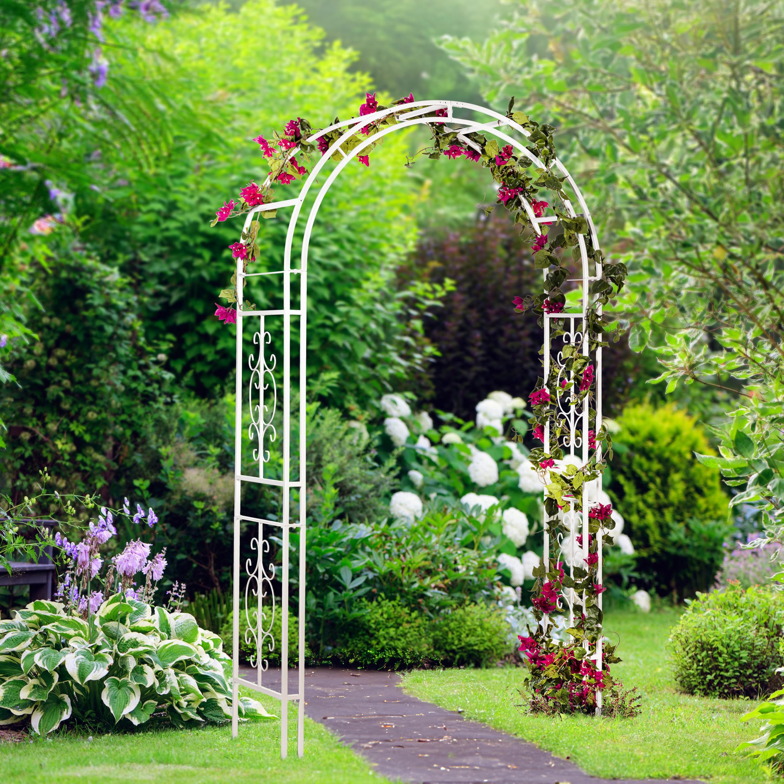 Evergreen Garden arco Montebello frontal mostrando estructura y elegancia