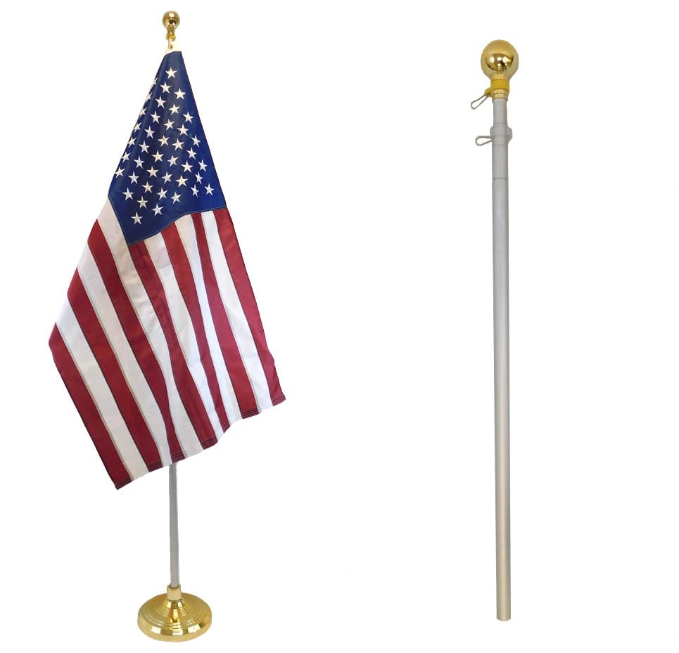 FlagsImp mástil frontal mostrando el poste completo y su ventaja de visibilidad