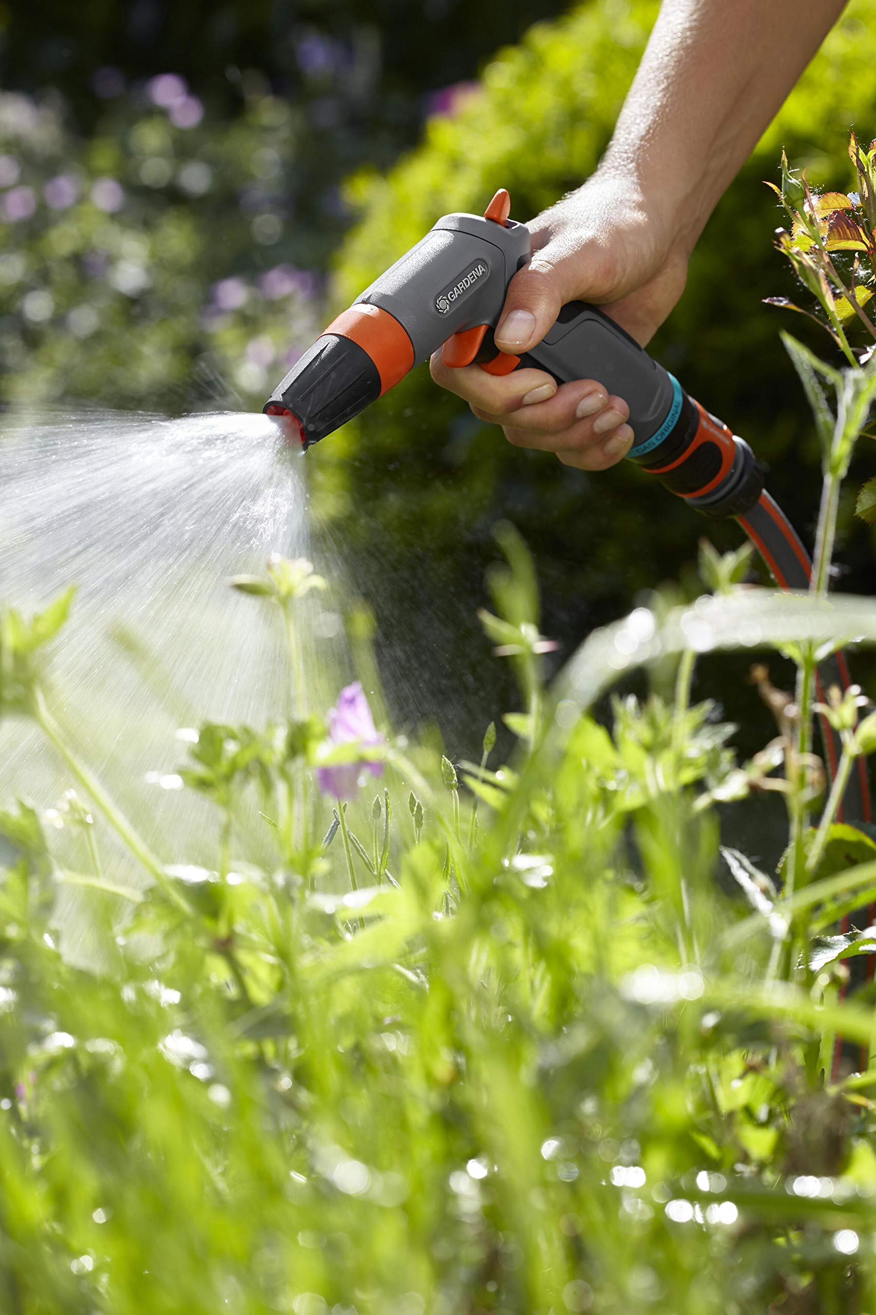 Gardena paquete incluido con la boquilla Comfort Cleaning visible