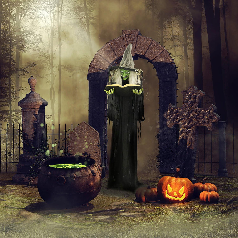 Haunted Hill Farm colocada en porche recibe y asusta visitantes