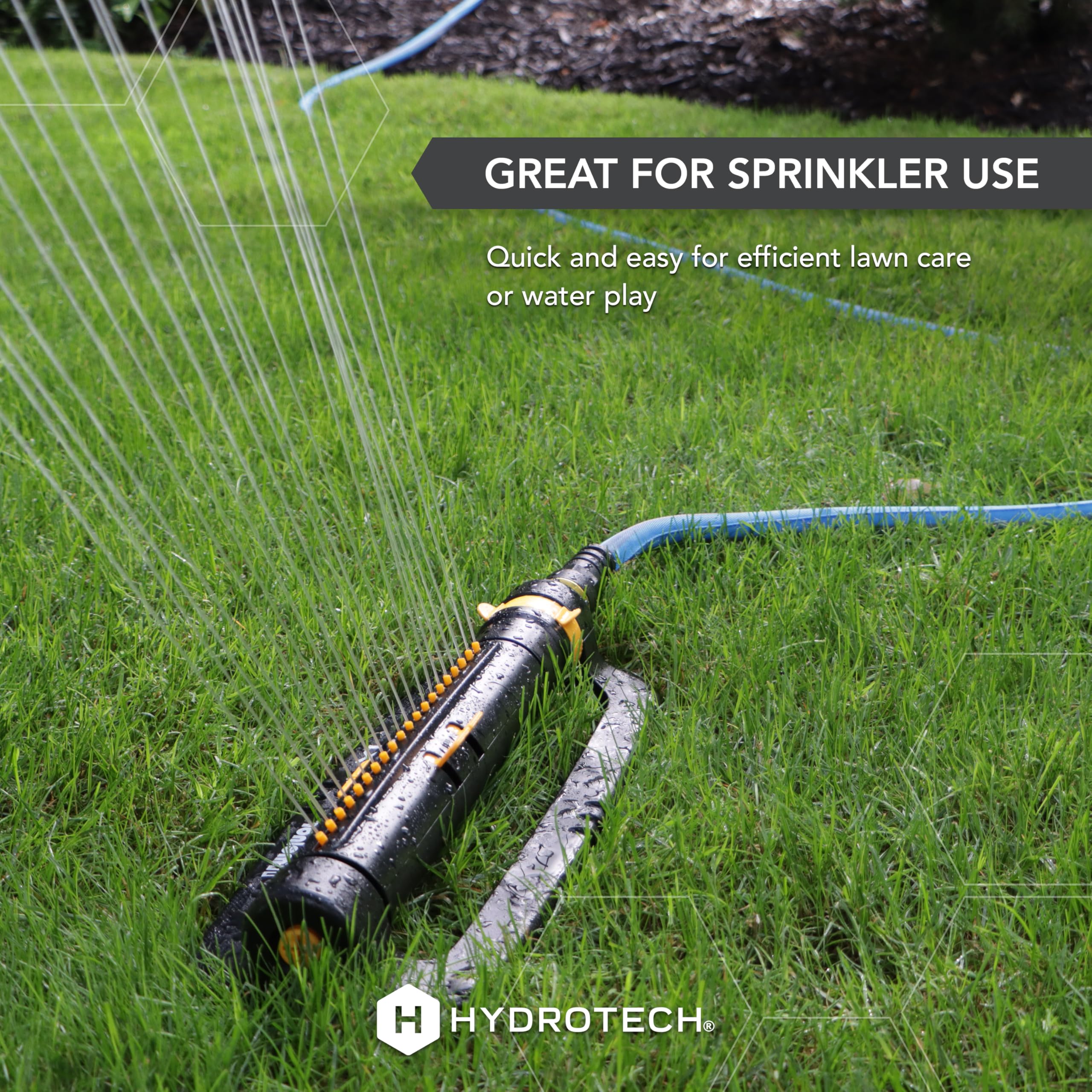 HydroTech manguera regando plantas demostrando ligereza y control