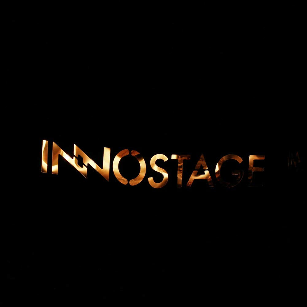 INNO STAGE primer plano del recubrimiento negro resistente al calor