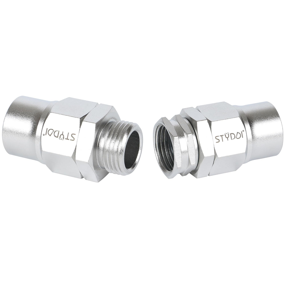 STYDDI conector frontal robusto mostrando acabado duradero y sellado fiable